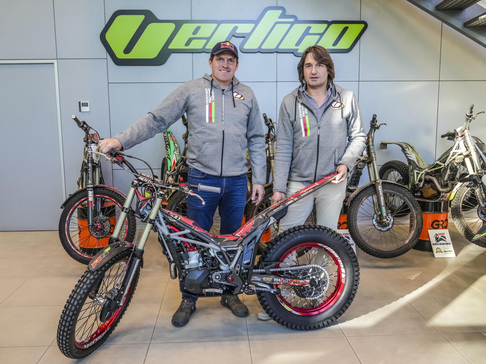 Vertigo stärkt seine Partnerschaft mit Dougie Lampkin